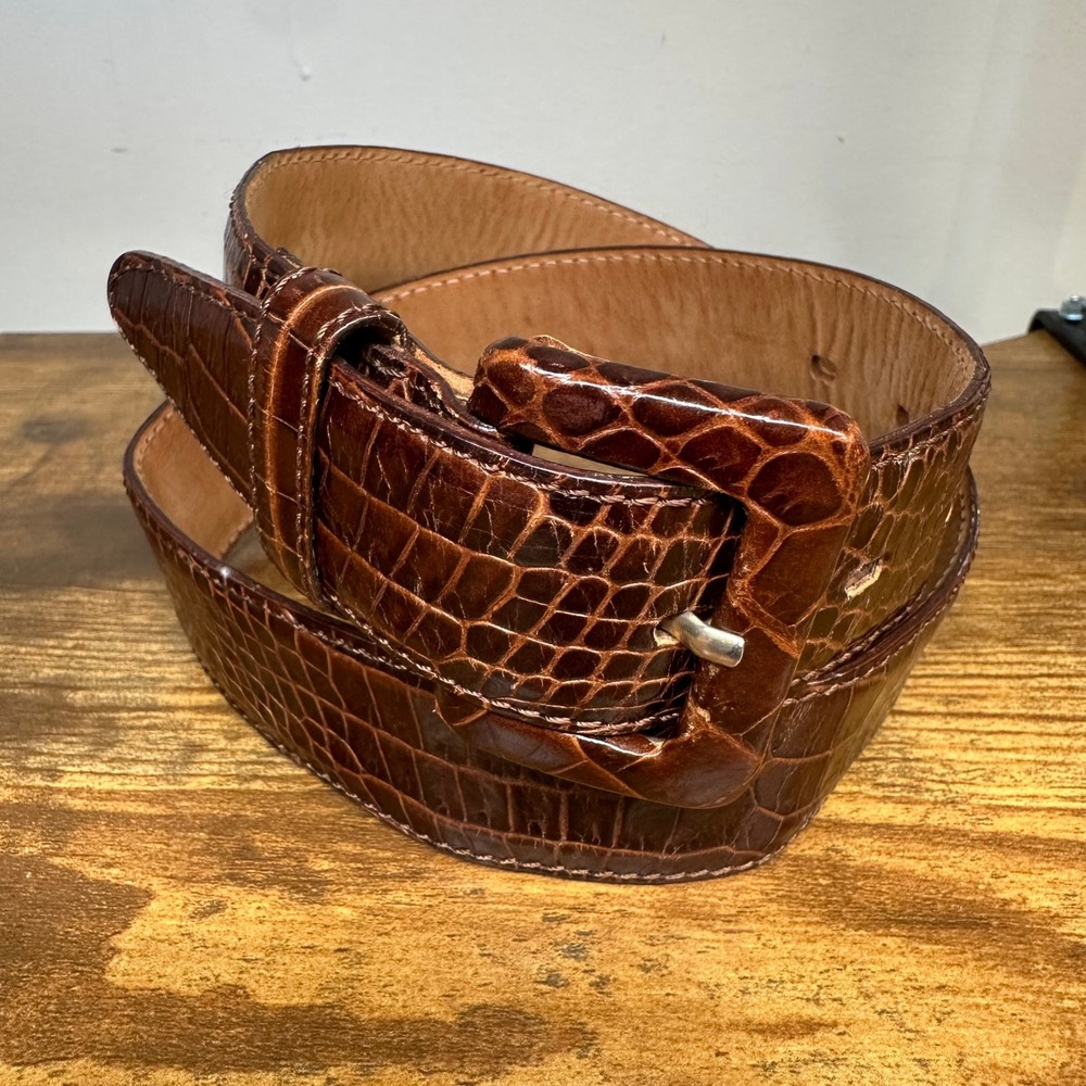 Banana Republic Brown Crocodile Embossed Leather Belt Made in Italy Size 28